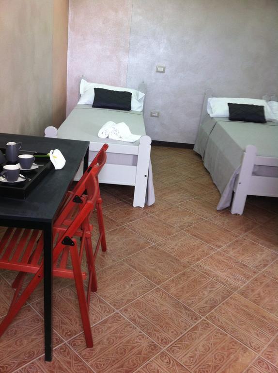Bb Masotte Bed & Breakfast Sommacampagna Oda fotoğraf